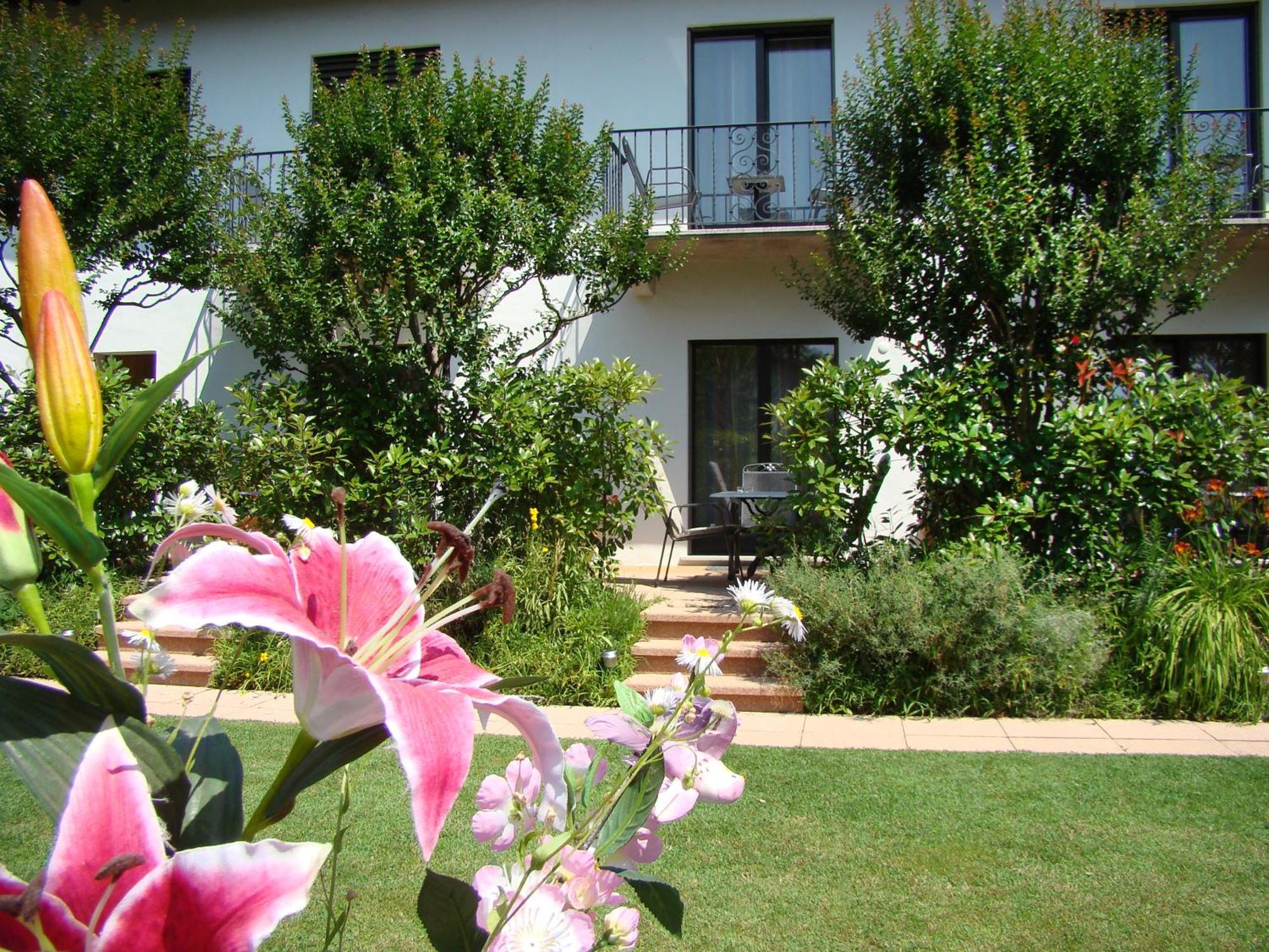 Hotel Al Fiume Tegna Exterior photo